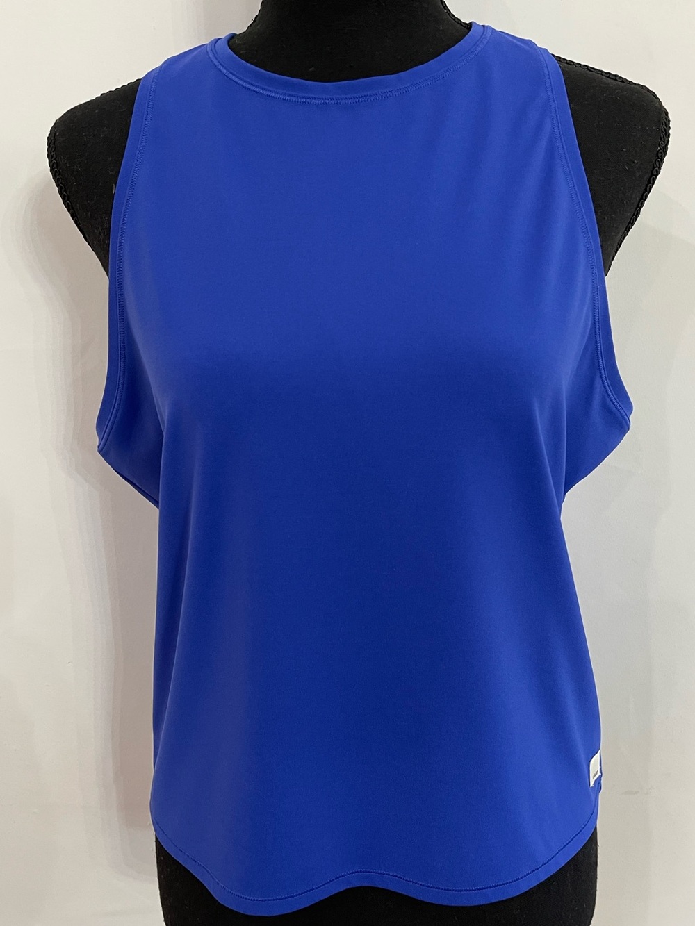 Vuori Energy High-Neck Performance Tank Top in Royal Blue